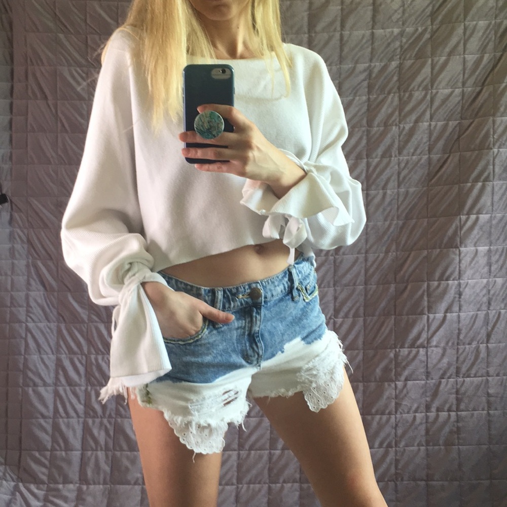 Zara crop top sweater. White Size S